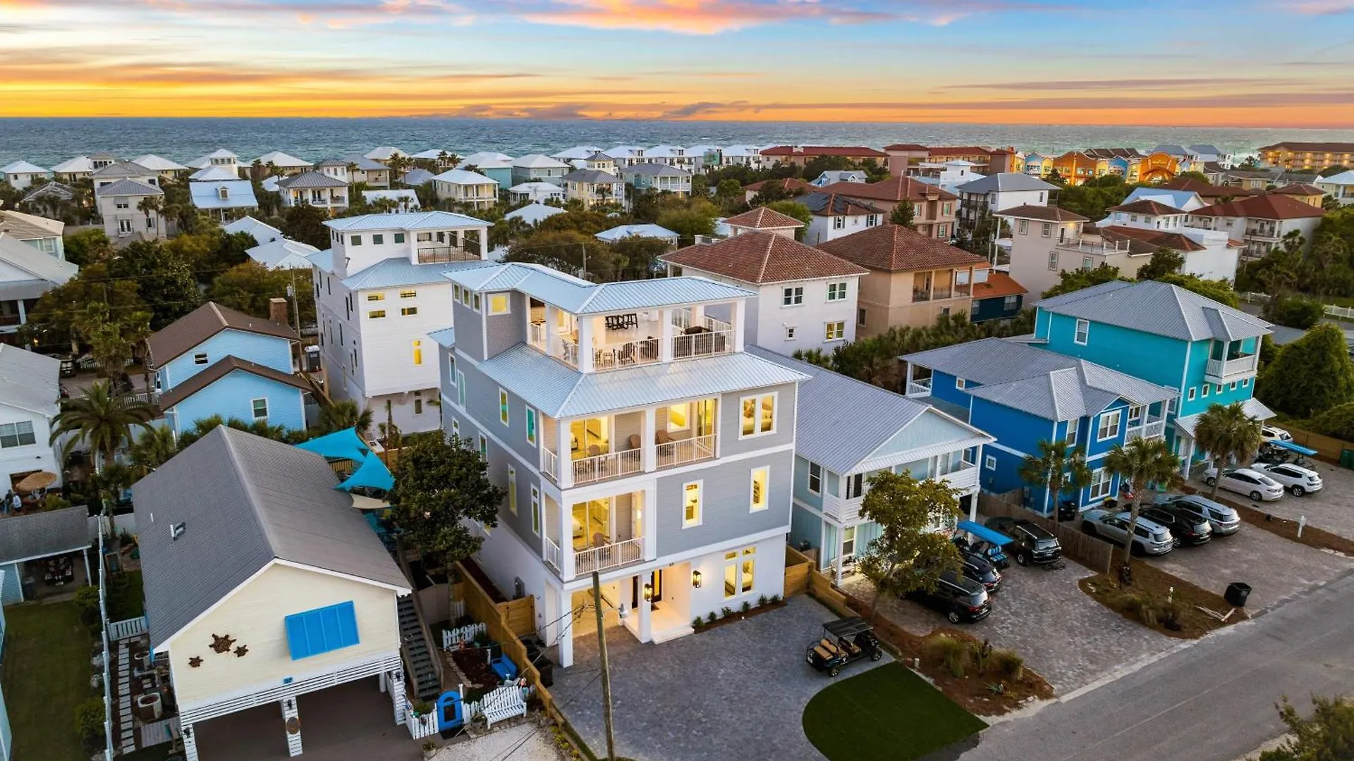 Emerald Enclave By Avantstay 18Bdr Buyout Two Stunning Homes By The Beach Destin 0*,  United States